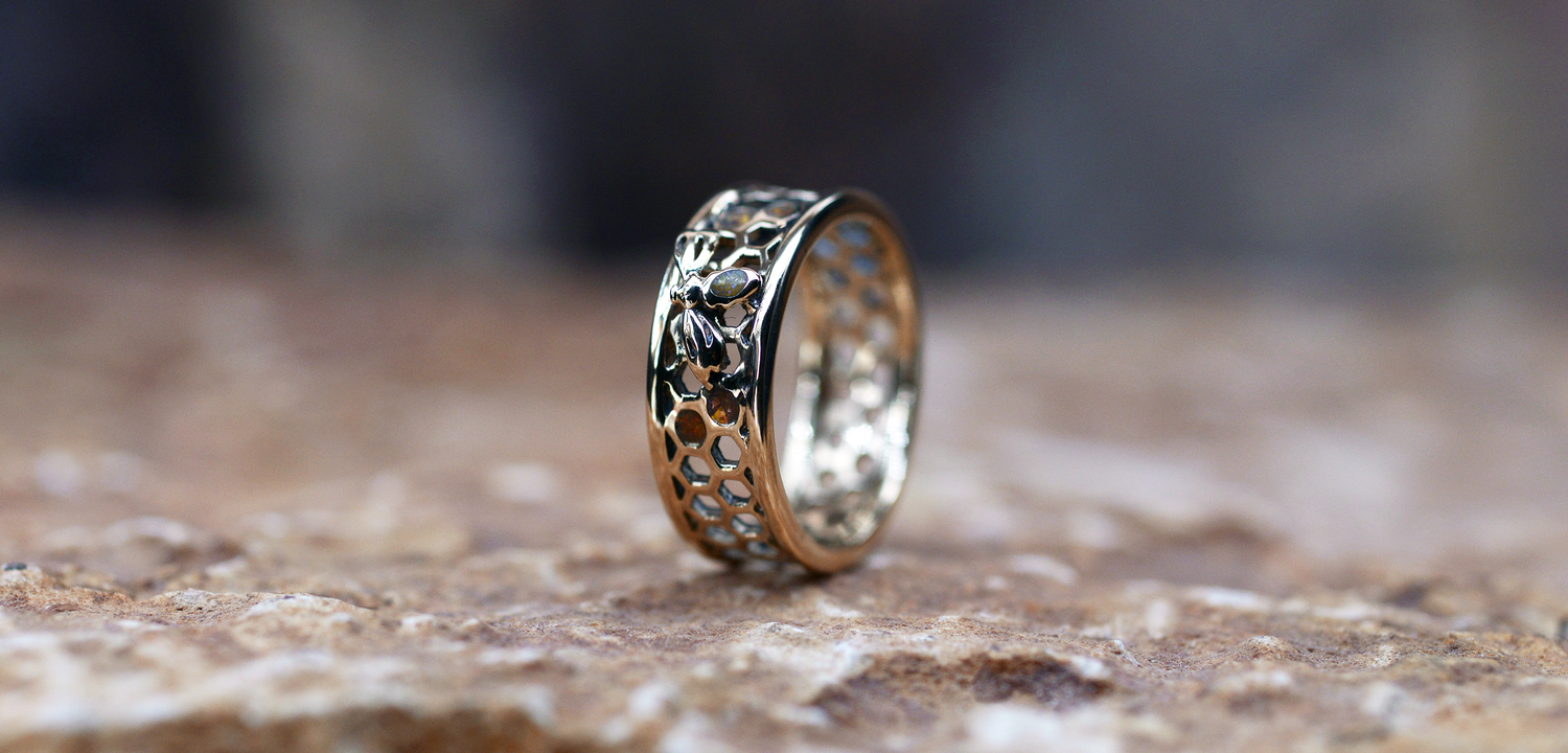 Bespoke 9ct Gold Honeycomb and Bee Memorial Ring